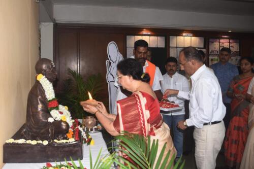 02.10.2022 Gandhi Jayanthi Celebrations – Dr. S. G. Desai Library, JNMC Campus.
